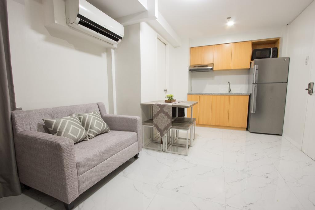 Oasis Regency @ Fort Victoria Bgc Taguig Bagian luar foto