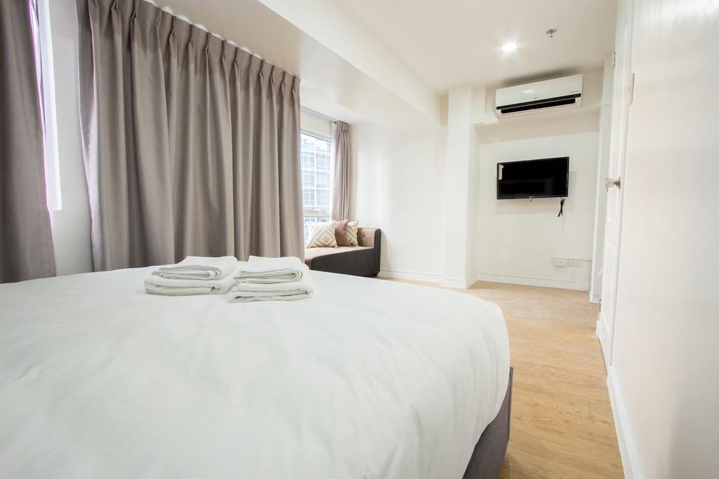 Oasis Regency @ Fort Victoria Bgc Taguig Bagian luar foto