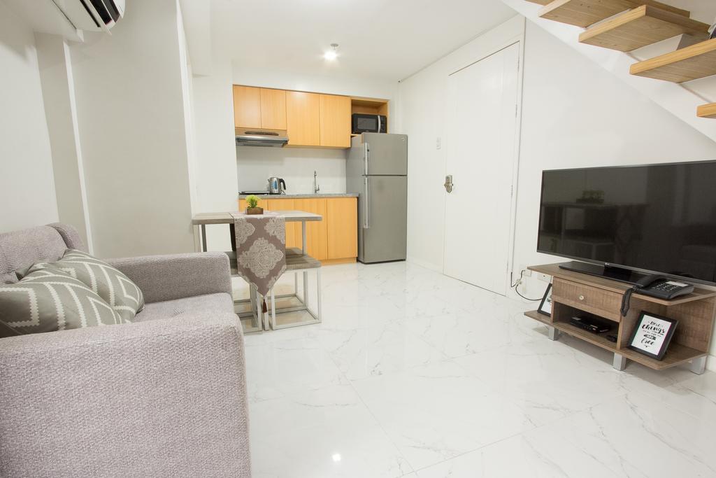 Oasis Regency @ Fort Victoria Bgc Taguig Bagian luar foto