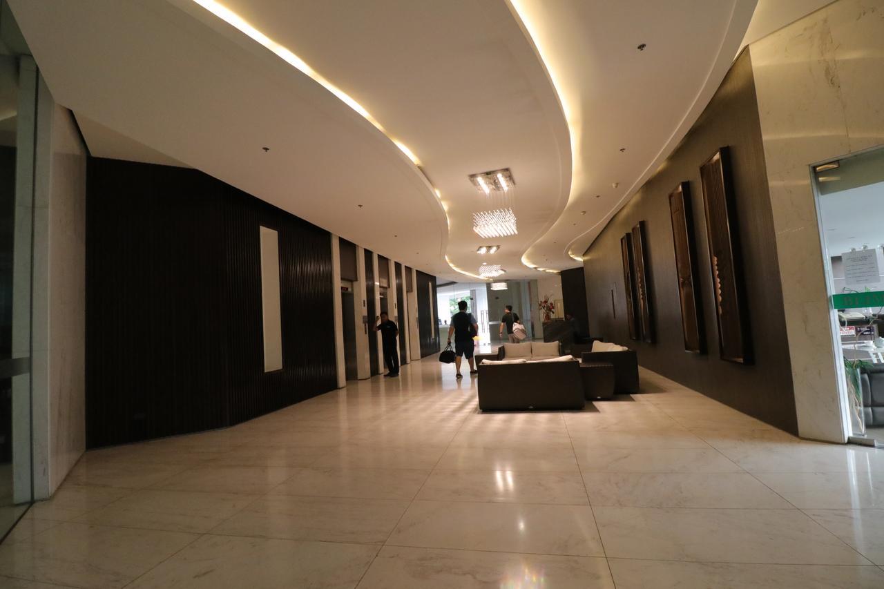 Oasis Regency @ Fort Victoria Bgc Taguig Bagian luar foto