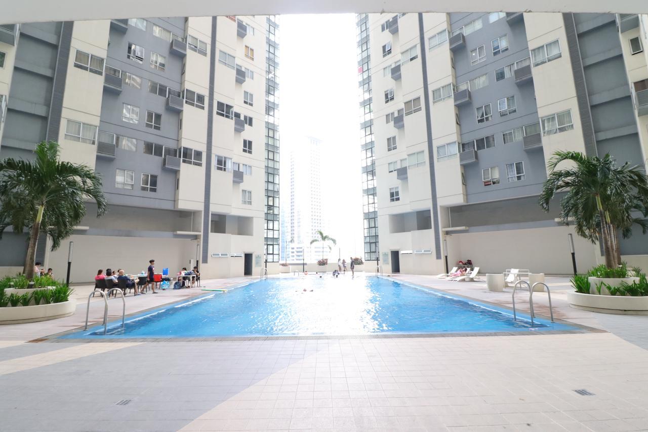 Oasis Regency @ Fort Victoria Bgc Taguig Bagian luar foto